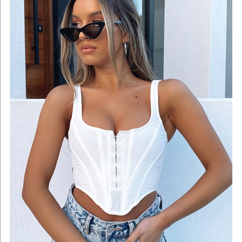 White fox white bustier